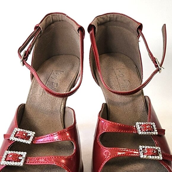 Red Satin Women Dance Heels Very Fine Dance Shoes Size 9 - Picture 6 of 9